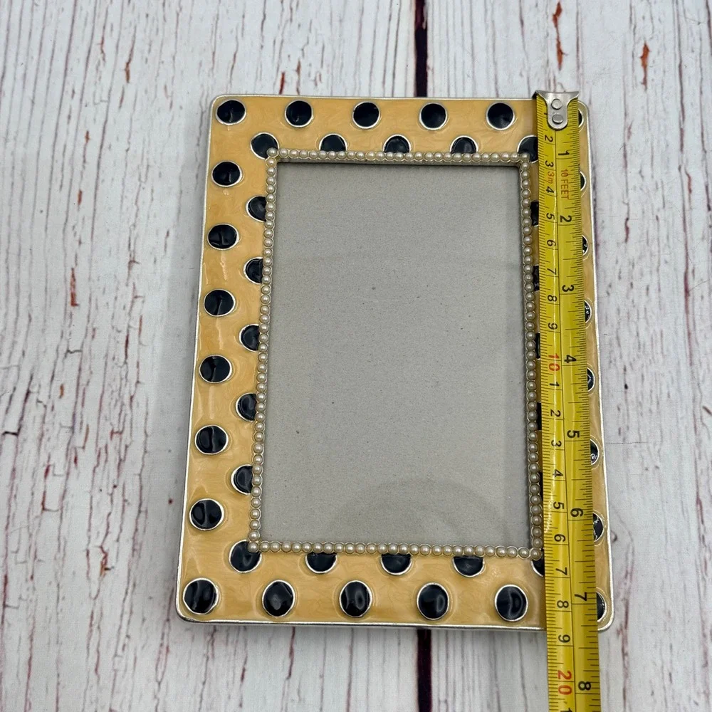 Pryde Interiors Yellow Polka Dot Enamel Picture Frame with Pearl Trim 4x6